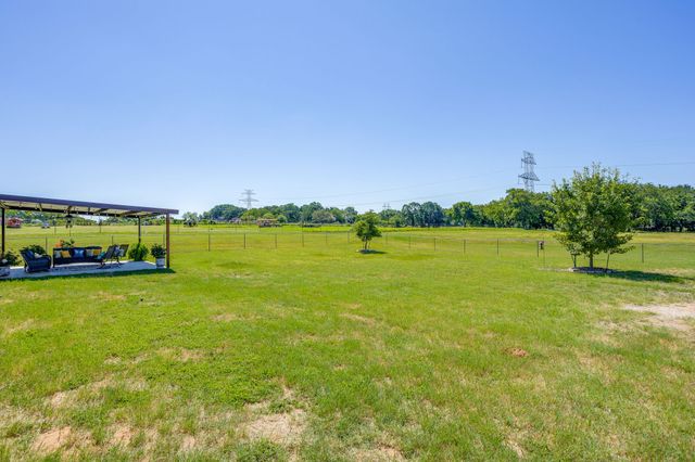 1308 County Road 705, Joshua, TX 76058