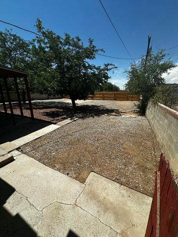1301 Boatright Drive NE, Albuquerque, NM 87112