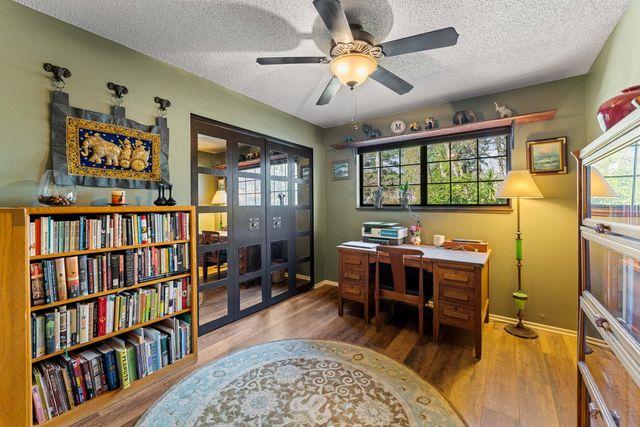 1973 Southgate Way, Grants Pass, OR 97527