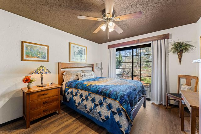 1973 Southgate Way, Grants Pass, OR 97527