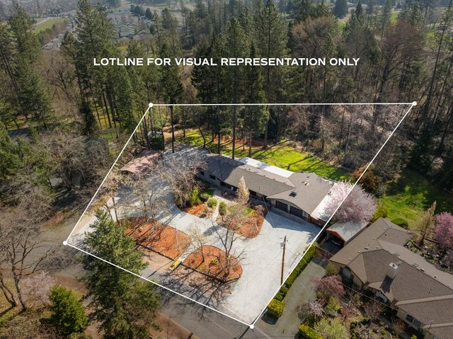 1973 Southgate Way, Grants Pass, OR 97527