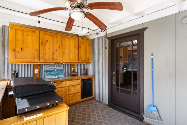 1973 Southgate Way, Grants Pass, OR 97527