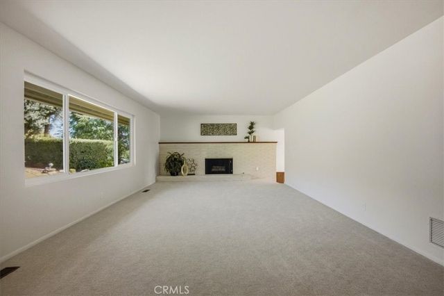 2435 Sierra, Upland, CA 91784