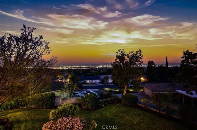 2435 Sierra, Upland, CA 91784