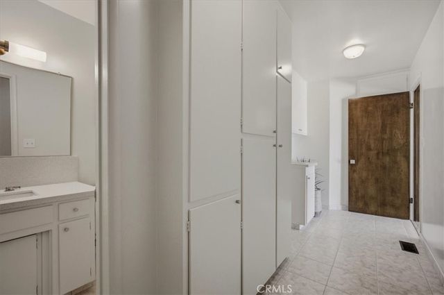 2435 Sierra, Upland, CA 91784