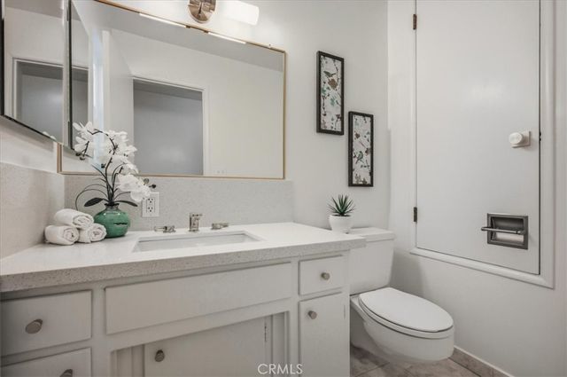 2435 Sierra, Upland, CA 91784