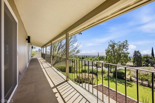 2435 Sierra, Upland, CA 91784