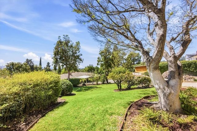 2435 Sierra, Upland, CA 91784