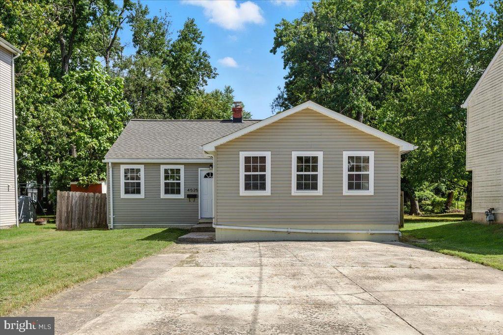 4525 39TH PL, Brentwood, MD 20722