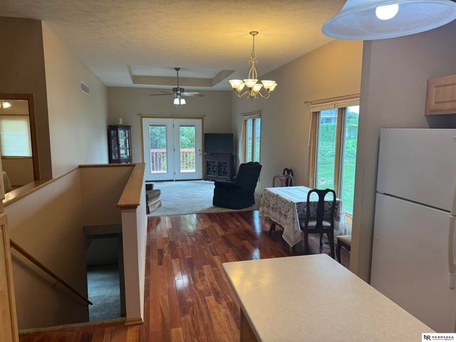 2301 City View Court, Lincoln, NE 68521