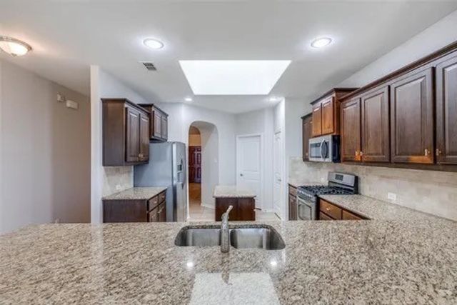 613 Gannet Trail, Argyle, TX 76226