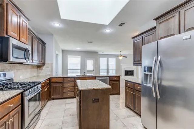 613 Gannet Trail, Argyle, TX 76226