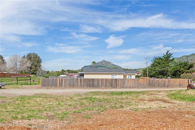35 Blarney, San Luis Obispo, CA 93405