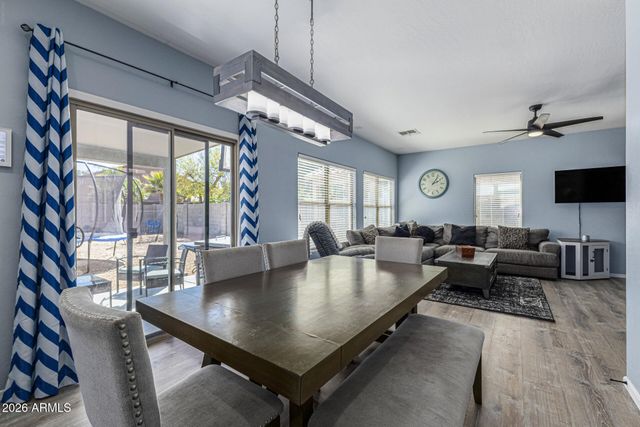 57 W SADDLE Way, San Tan Valley, AZ 85143