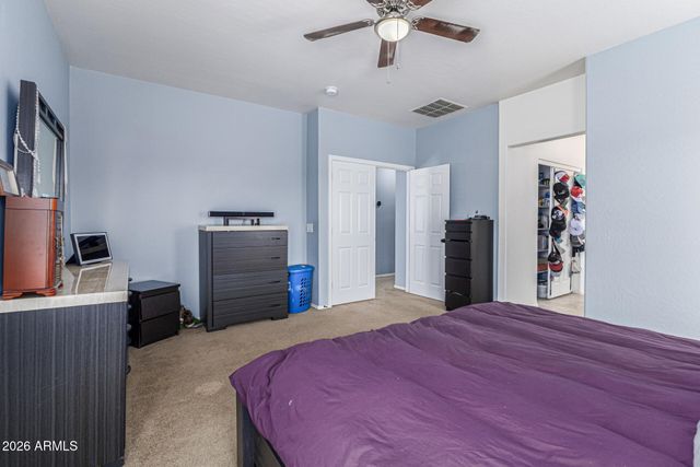 57 W SADDLE Way, San Tan Valley, AZ 85143