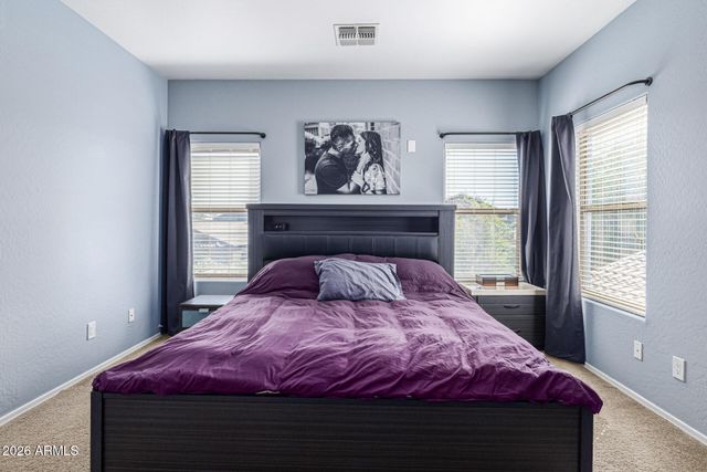 57 W SADDLE Way, San Tan Valley, AZ 85143