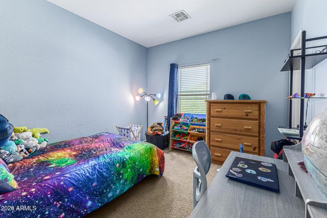 57 W SADDLE Way, San Tan Valley, AZ 85143