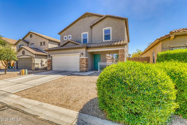 57 W SADDLE Way, San Tan Valley, AZ 85143