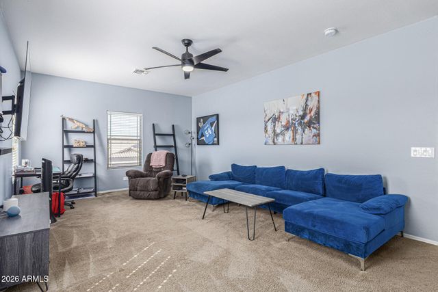 57 W SADDLE Way, San Tan Valley, AZ 85143