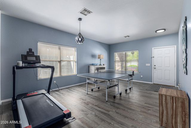 57 W SADDLE Way, San Tan Valley, AZ 85143