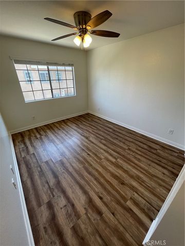 303 S Violet Avenue J, Monrovia, CA 91016