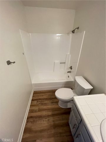 303 S Violet Avenue J, Monrovia, CA 91016