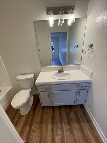 303 S Violet Avenue J, Monrovia, CA 91016