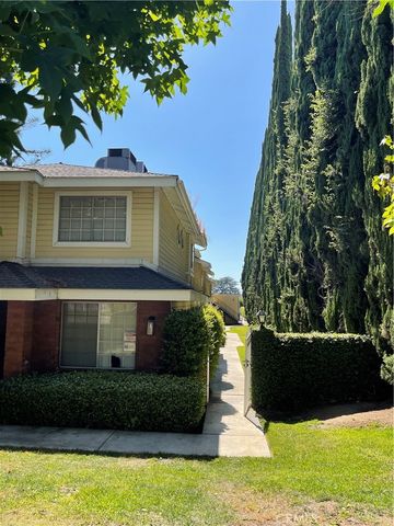 303 S Violet Avenue J, Monrovia, CA 91016
