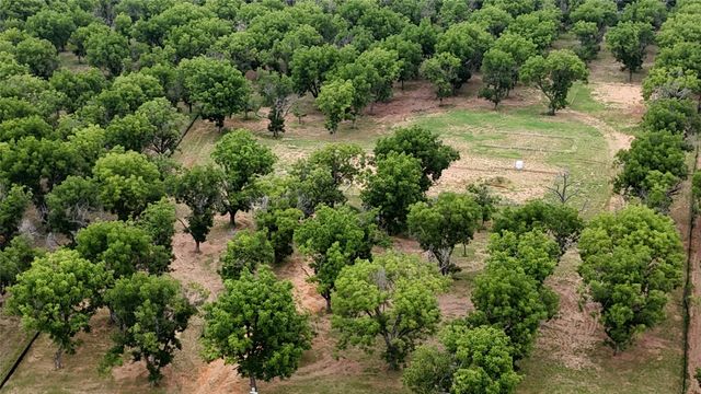 3177 E Landings S, Granbury, TX 76048