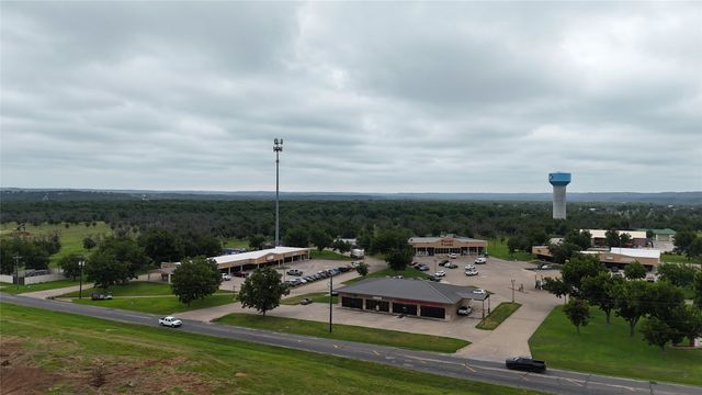 3177 E Landings S, Granbury, TX 76048