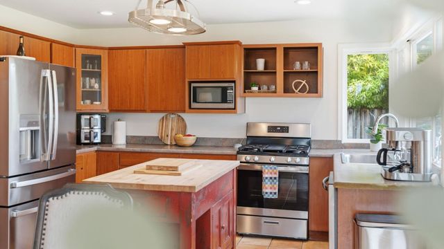 196 Kenny Court, Santa Cruz, CA 95065