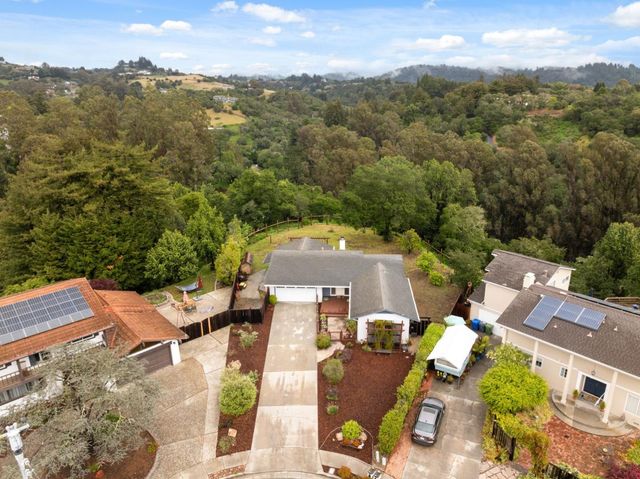 196 Kenny Court, Santa Cruz, CA 95065