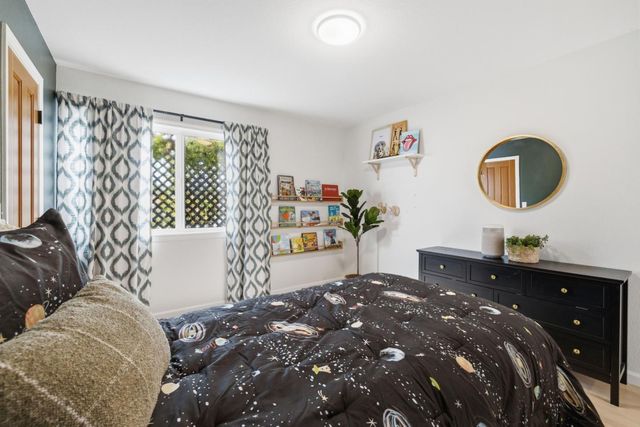 196 Kenny Court, Santa Cruz, CA 95065