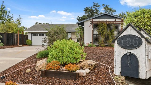196 Kenny Court, Santa Cruz, CA 95065