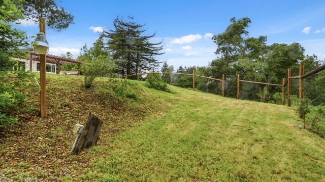 196 Kenny Court, Santa Cruz, CA 95065