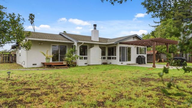 196 Kenny Court, Santa Cruz, CA 95065