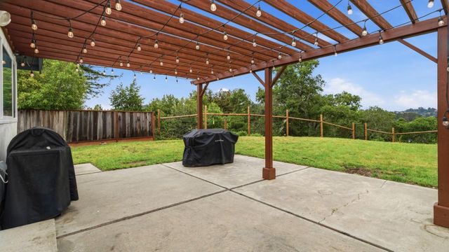 196 Kenny Court, Santa Cruz, CA 95065