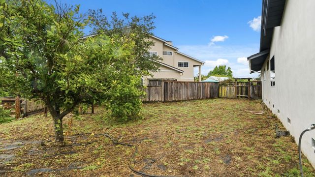 196 Kenny Court, Santa Cruz, CA 95065
