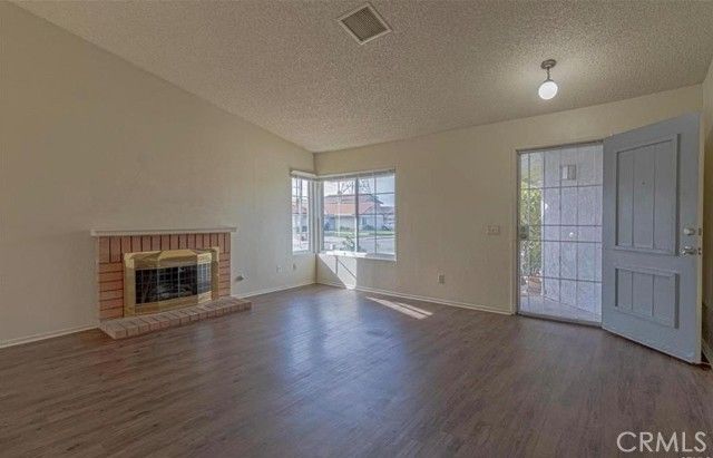 11325 Rockridge Ln, Fontana, CA 92337