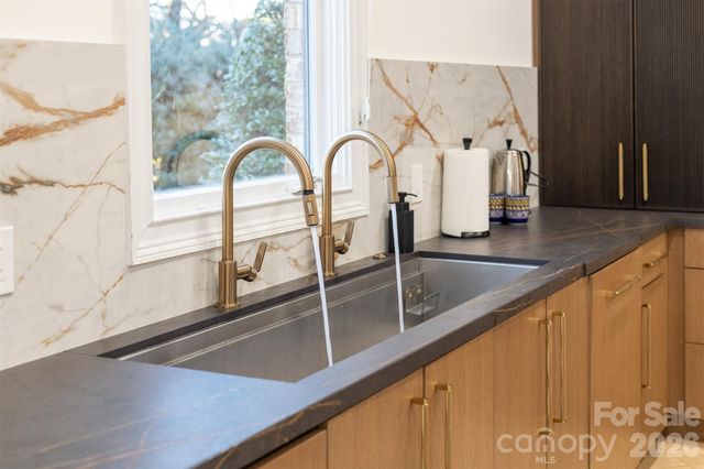 18805 Windy Point Drive, Cornelius, NC 28031