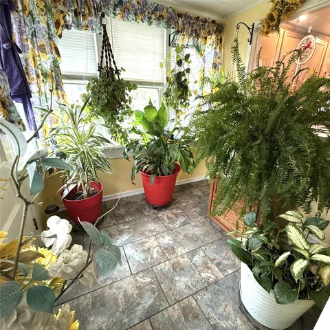 11375 PENNSYLVANIA Avenue, Meadville, PA 16335