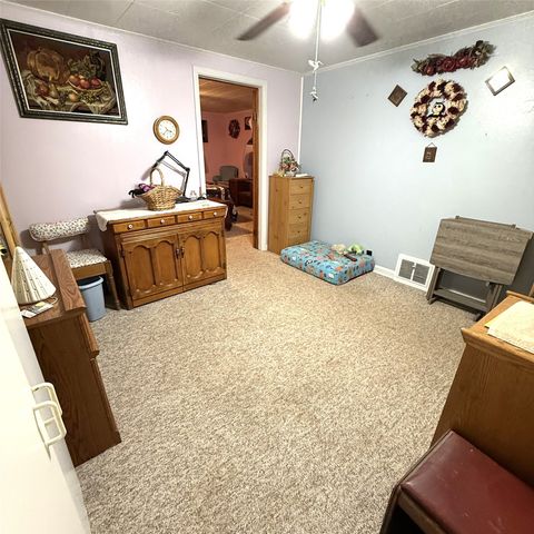 11375 PENNSYLVANIA Avenue, Meadville, PA 16335