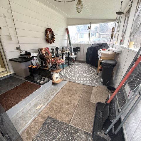 11375 PENNSYLVANIA Avenue, Meadville, PA 16335