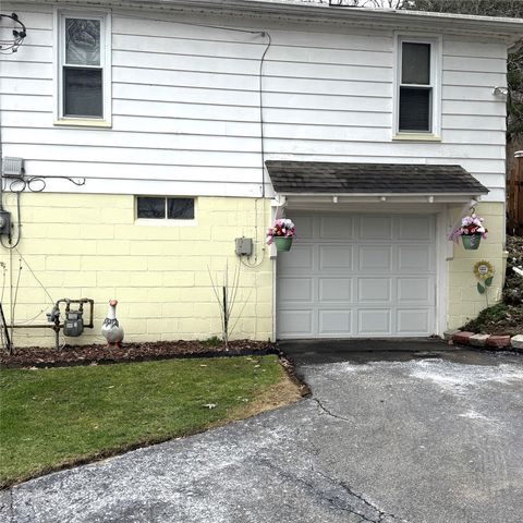 11375 PENNSYLVANIA Avenue, Meadville, PA 16335