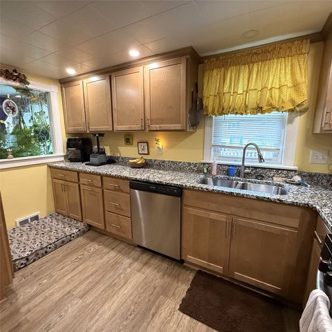 11375 PENNSYLVANIA Avenue, Meadville, PA 16335