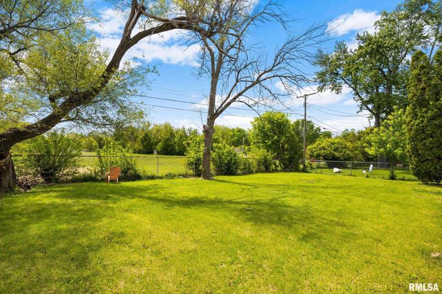 324 W IVY Lane, Peoria, IL 61614