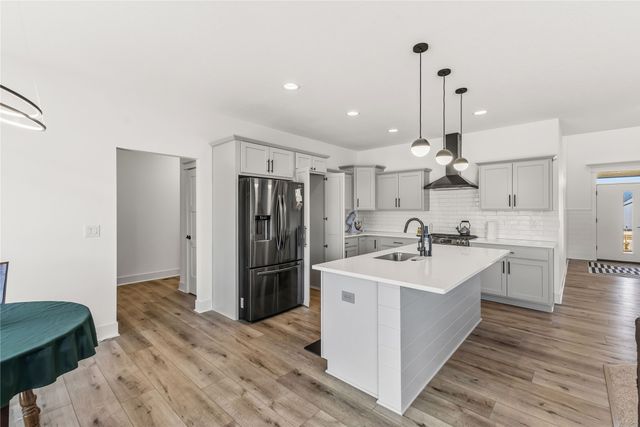 680 Morning Star Court, Waukee, IA 50263