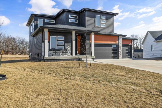 680 Morning Star Court, Waukee, IA 50263