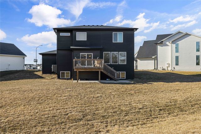 680 Morning Star Court, Waukee, IA 50263