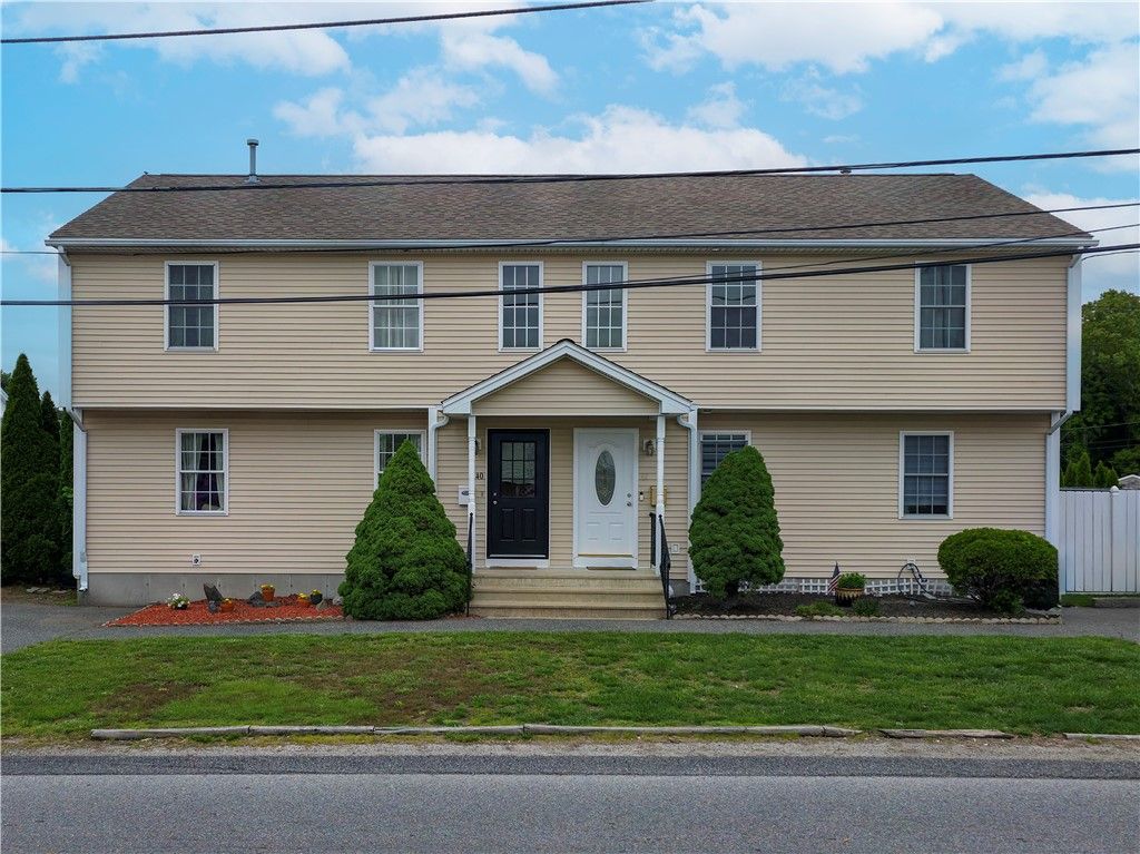 40 Carpenter Street, Cumberland, RI 02864